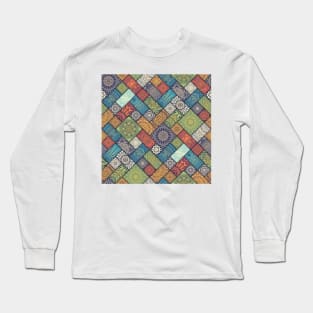 Diagonal Floral Tiles Pattern Long Sleeve T-Shirt